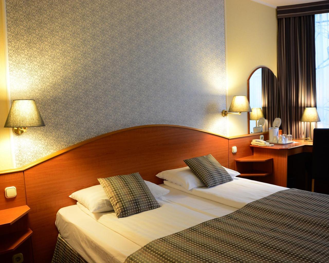 Hotel Orion Varkert بودابست المظهر الخارجي الصورة